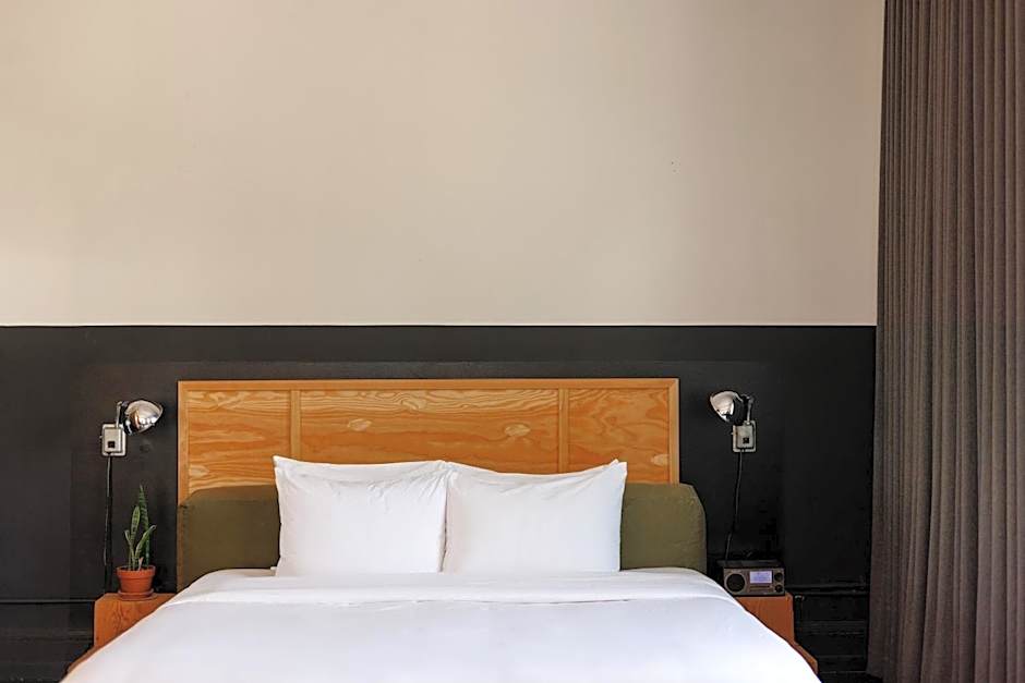 The Clyde Hotel Portland by Kasa