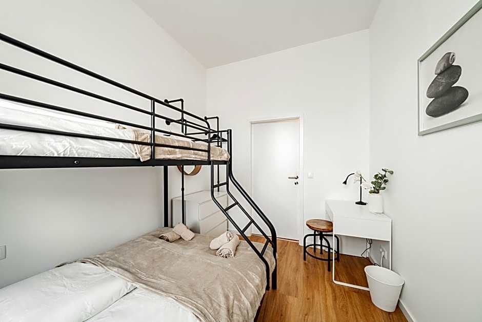 Modern Central City Rooms