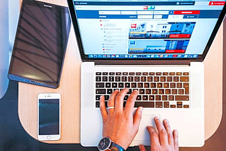 Standard Room with 1 double bed and 1 single bed