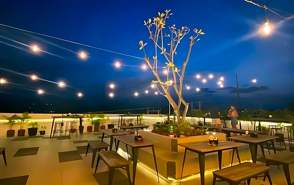 Kaloka Airport Hotel