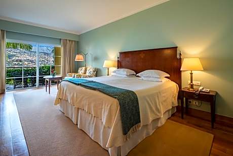 Botanical Premium Suite