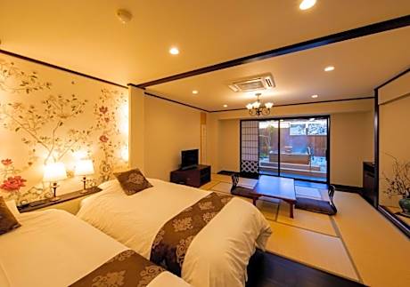 Luxury Triple Room