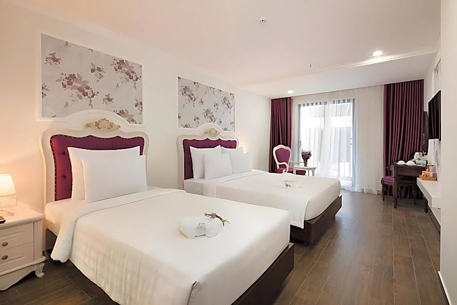 Bonjour Nha Trang Hotel