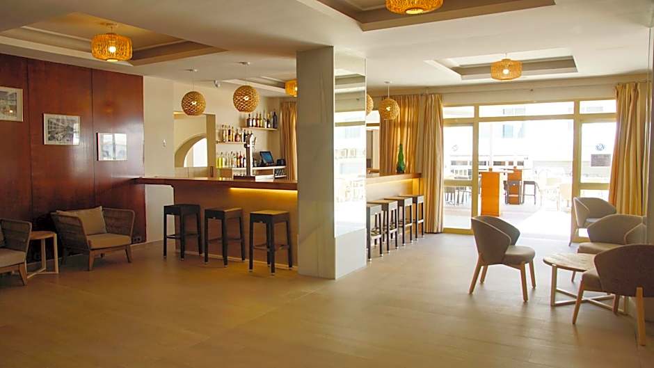 Hotel Iris - Only Adults