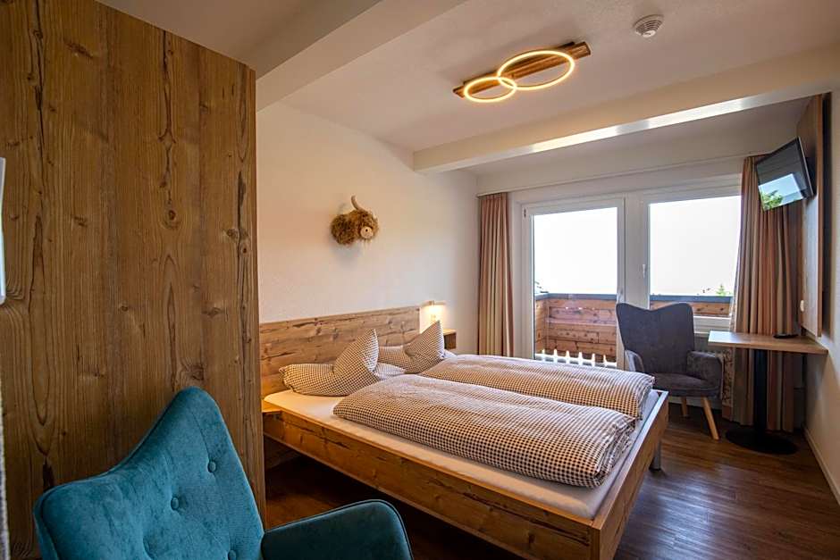 Hotel Pension Tyrol