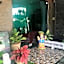 Lert Sri Hotel