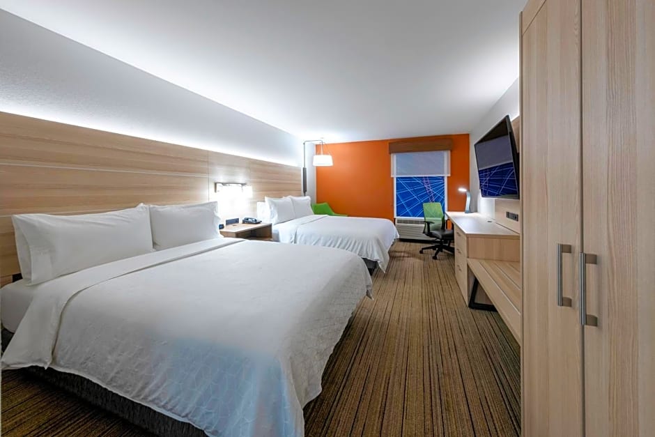 Holiday Inn Express Hotel & Suites Petersburg/Dinwiddie, an IHG Hotel