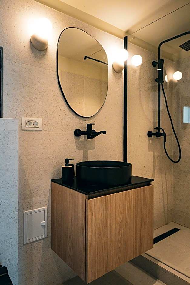 Moon Valley Comarnic