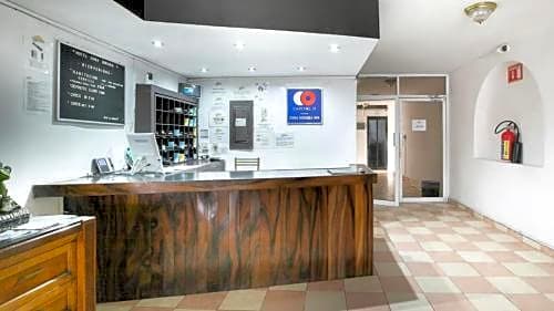 Hotel Dorada Inn