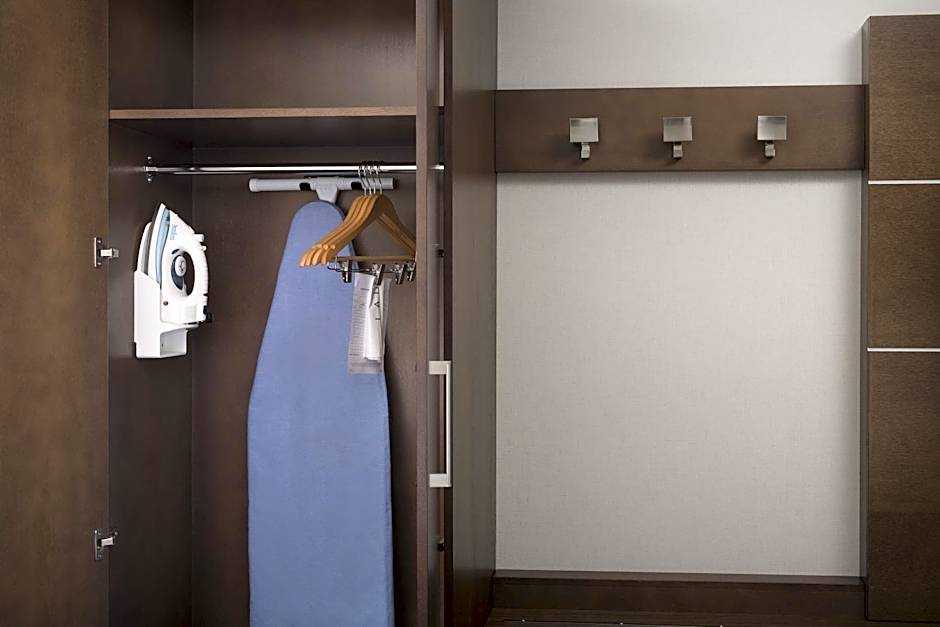 Holiday Inn Express Andover North - Lawrence By IHG