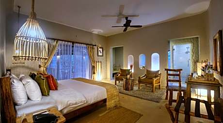 Suite with Private Pool