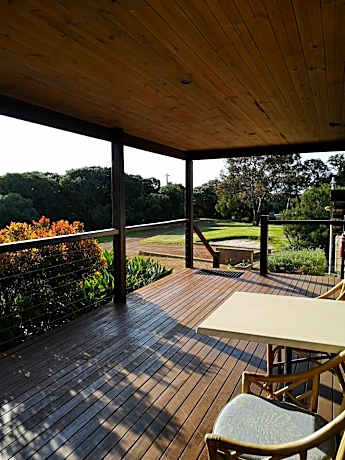Queen Room with Garden View