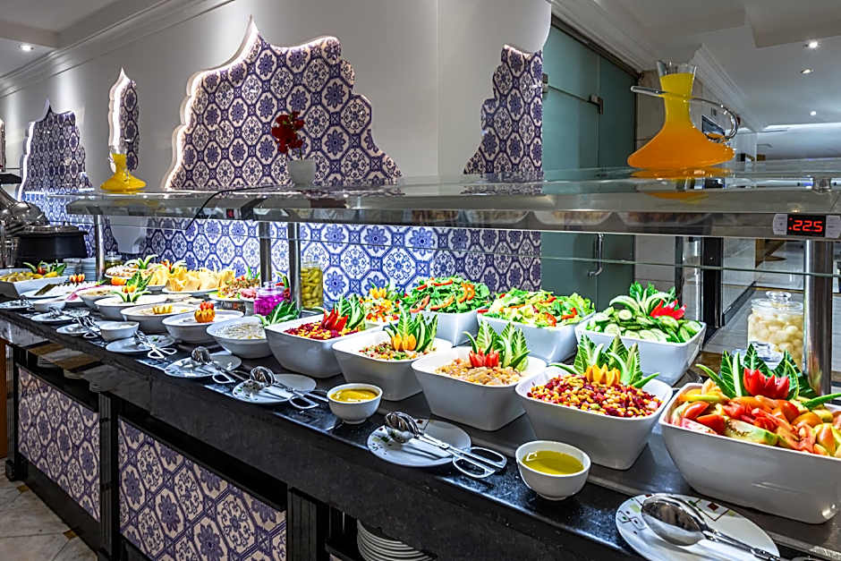 Golden Tulip Al Shakreen