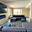 Ashbourne Hotel Canton/Hall of Fame I-77