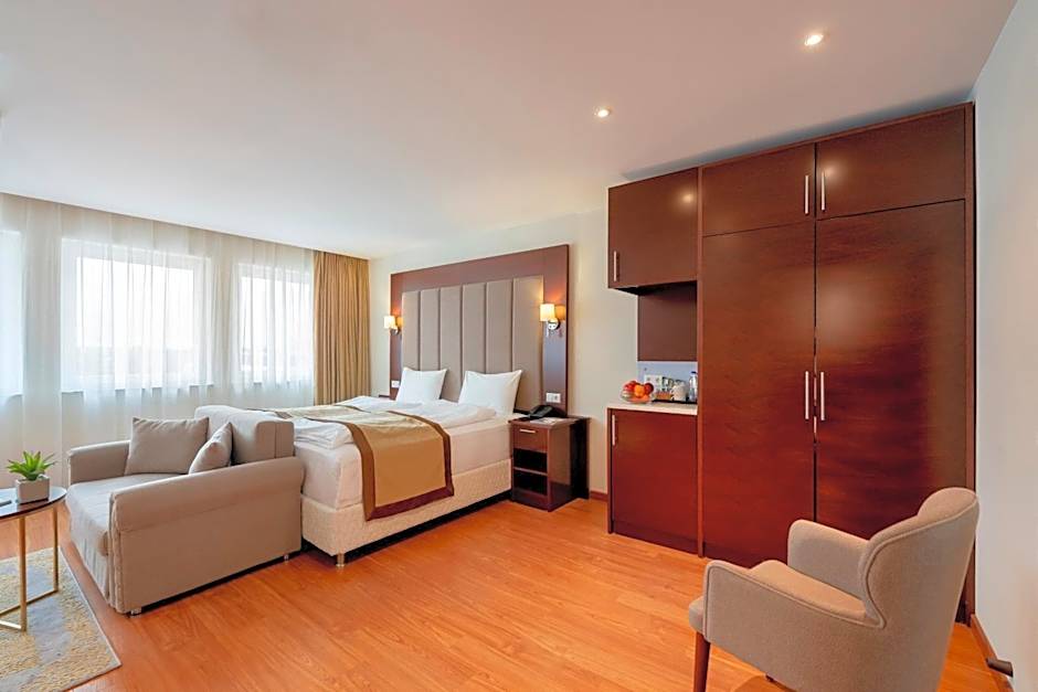 UNO Smart Köln Hürth