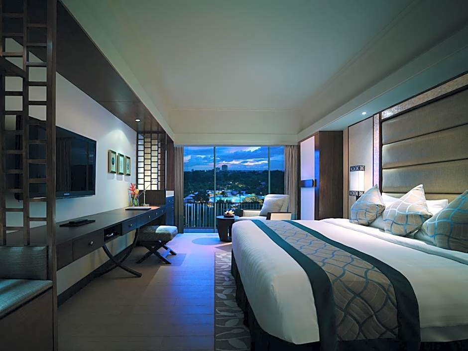 Shangri-La's Mactan Resort & Spa