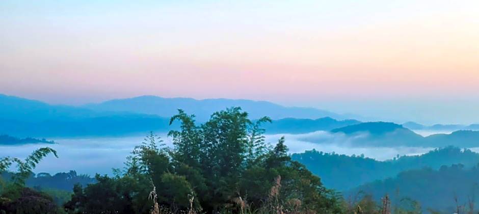 Akha Hill House Hotel