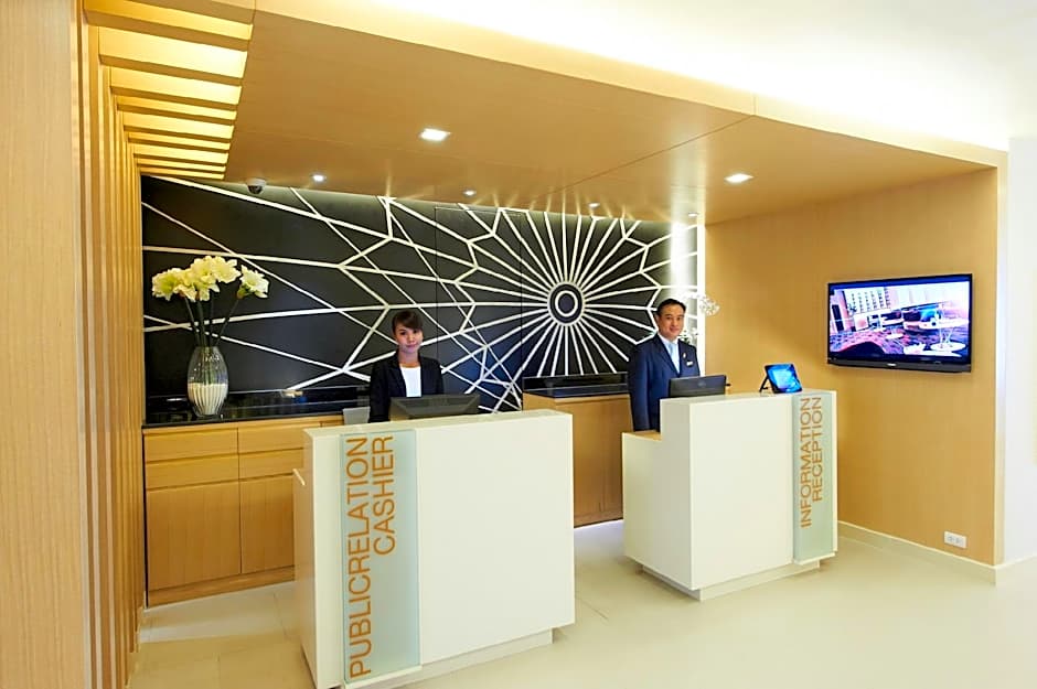 Pattaya Sea View Hotel