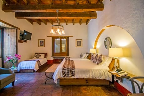 Quadruple Room (4 Adults)