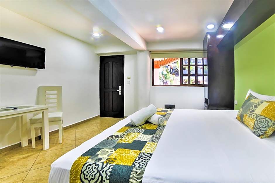 Hotel Colonial Playa del Carmen