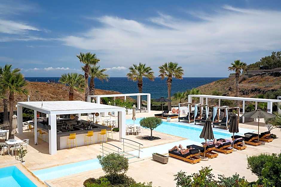 Aurora Luxury Suites