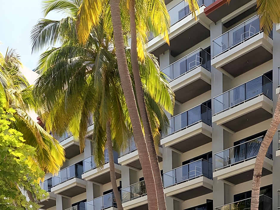 Kaani Grand Seaview at Maafushi