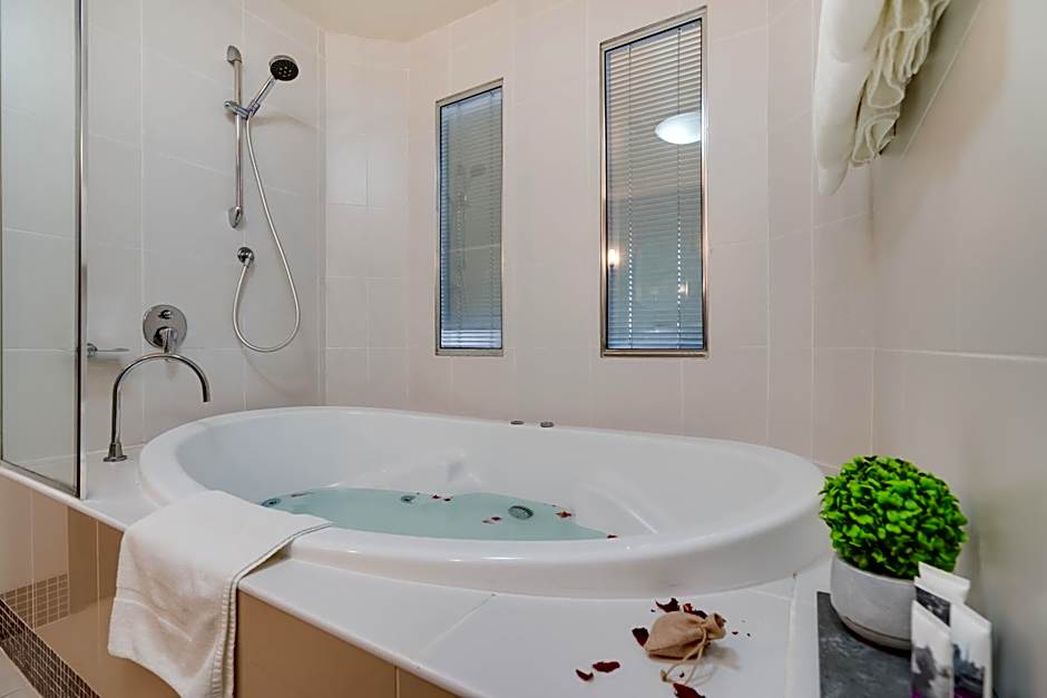 Mercure Albury