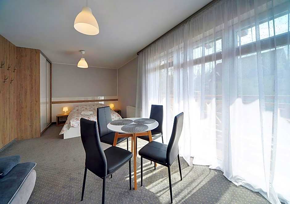 Photo 1 of 5 of Superior Apartment