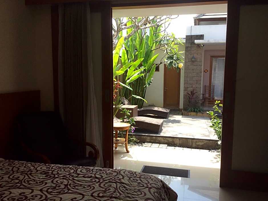 Ayu Love and Harmony Guest House