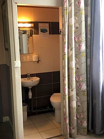 Single Room with Shared Bathroom