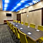 Holiday Inn Express & Suites Parkersburg East By IHG