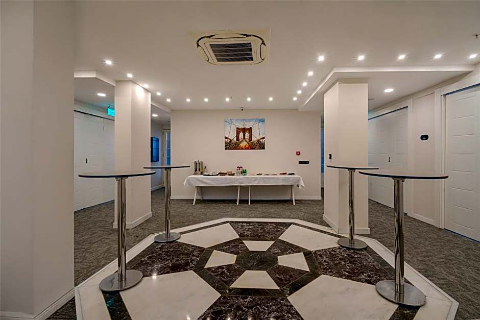 BW Izmir Hotel