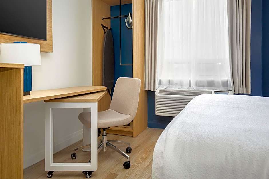 Spark by Hilton Brockville