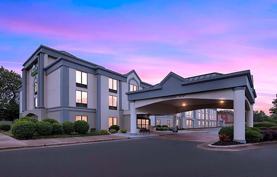 Wingate by Wyndham Greensboro-Coliseum