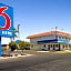 Motel 6 Fresno, CA - Blackstone South