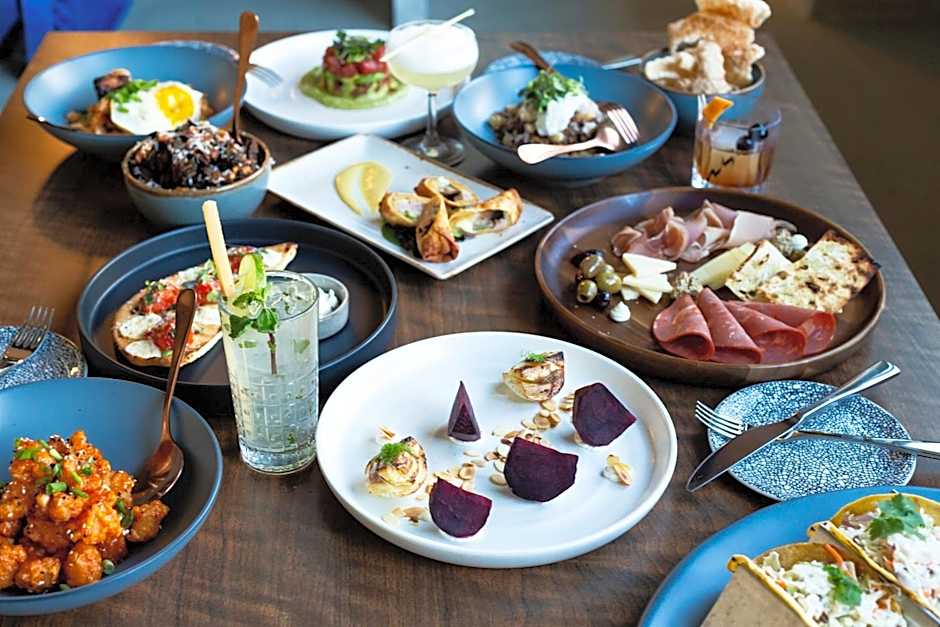 Hotel Indigo Gainesville-Celebration Pointe By IHG