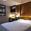 V8 Ziyuangang Hotel