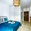 Aparthotel Pawia Deluxe- 10 min to center, self check-in, optional breakfest, parking on the street
