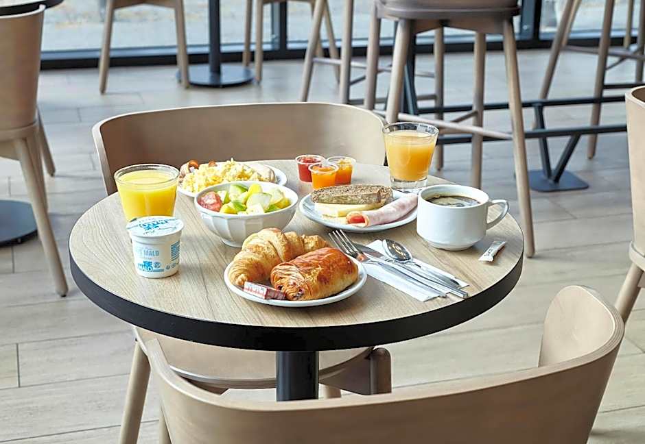 B&B HOTEL Paris Ivry Quai de Seine
