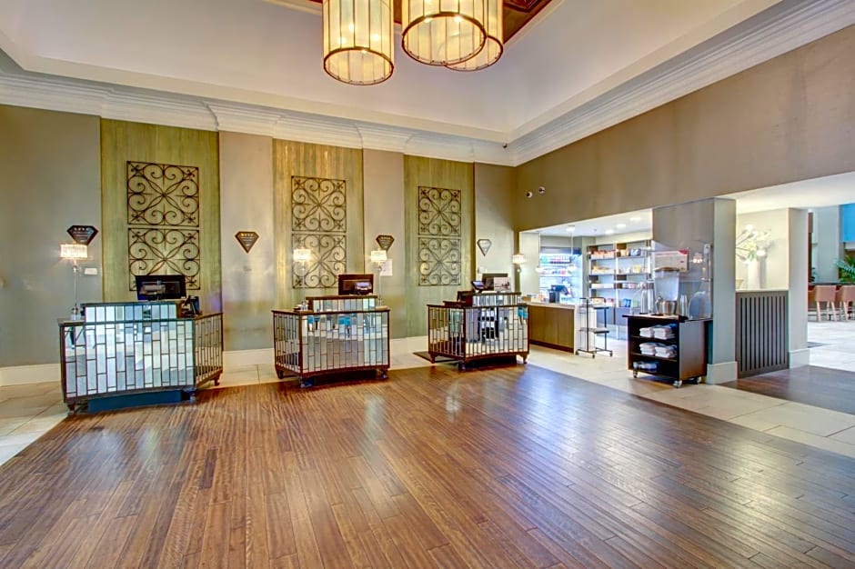 Crowne Plaza Charleston By IHG