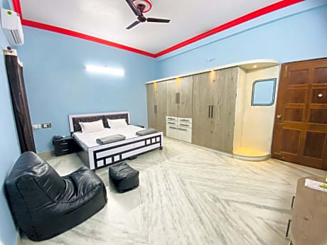 Shree Shyam Kunj