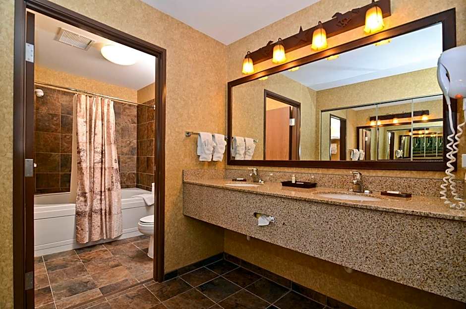 Best Western Plus Kelly Inn And Suites