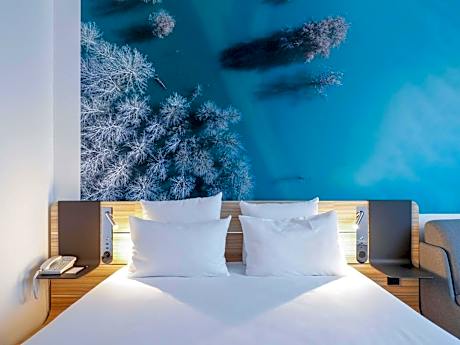 Queen Room with Sofa Bed