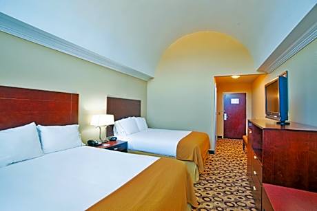 Holiday Inn Express Hotel & Suites Macon-West By IHG