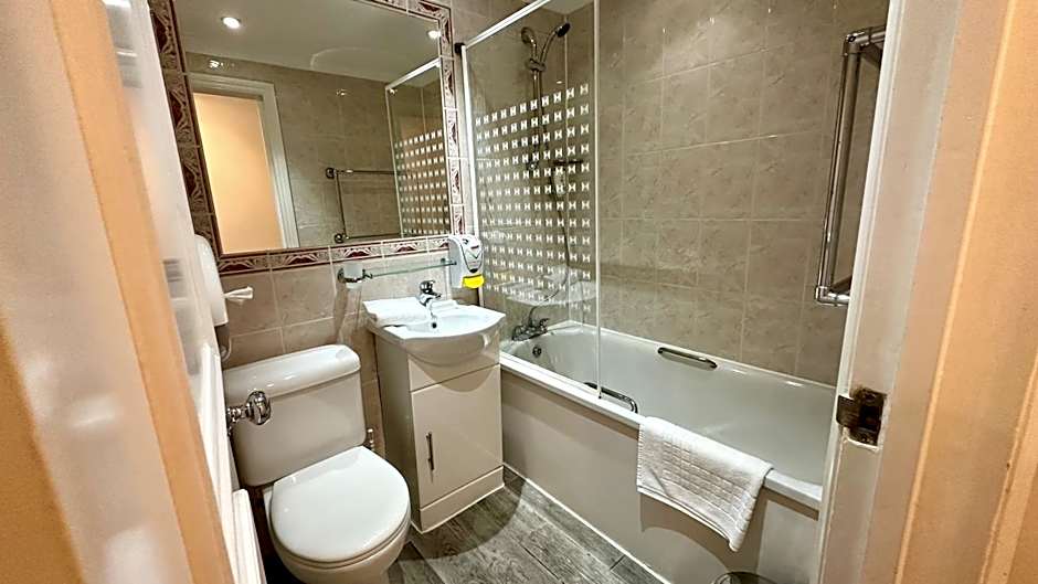 Smart Hyde Park View Hostel