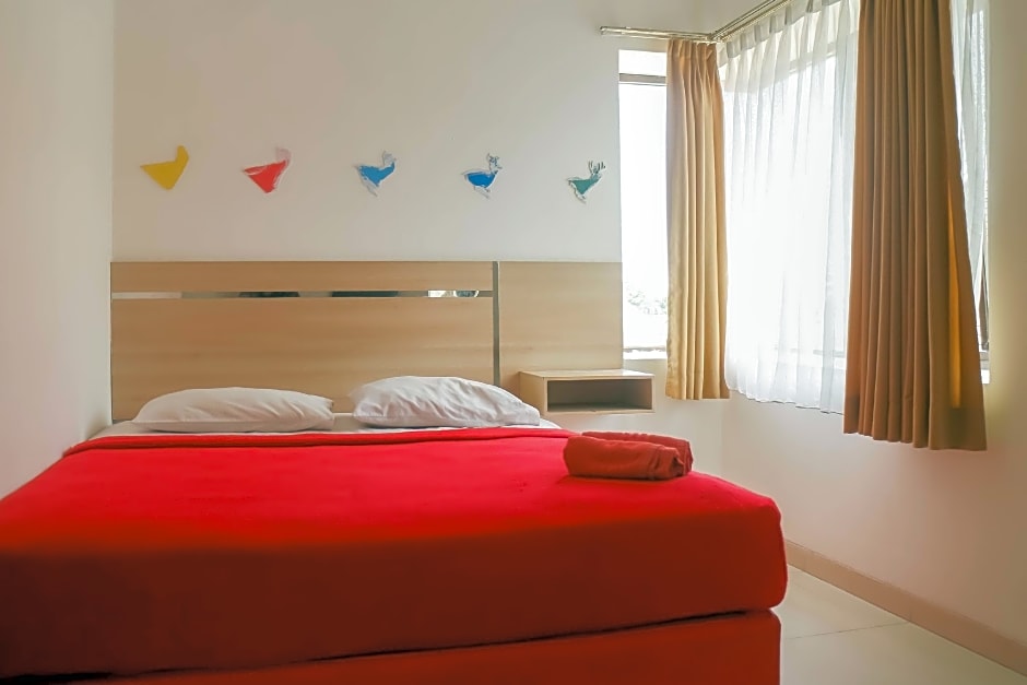 RedDoorz near Alun Alun Bandung 3