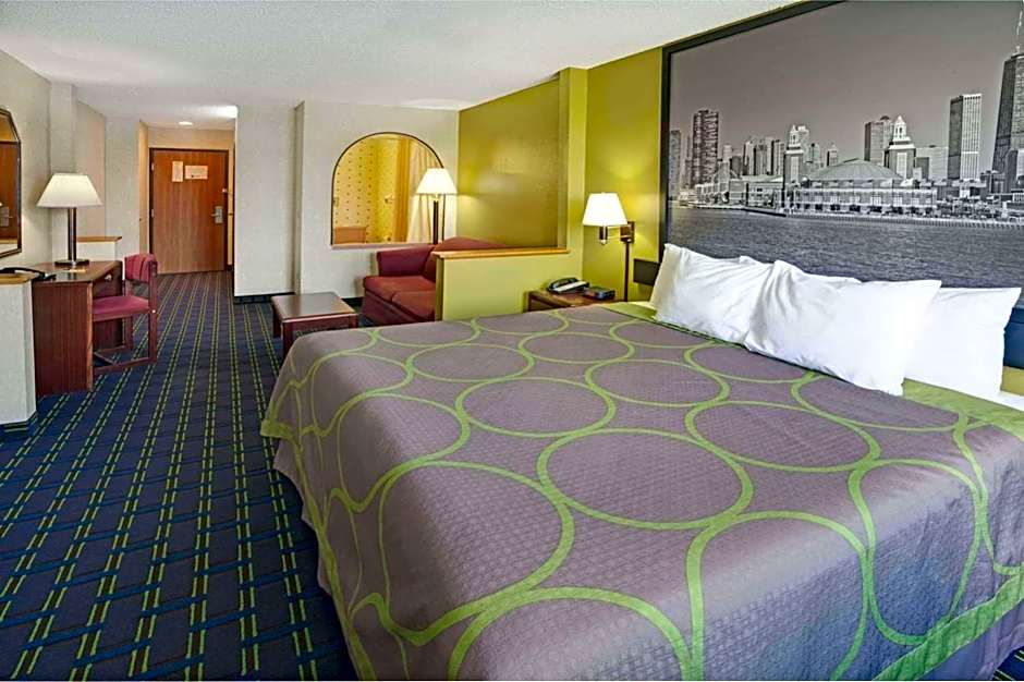 Super 8 by Wyndham Monee