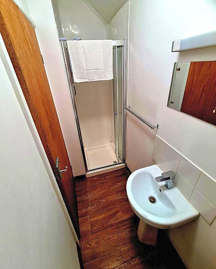 Elemental Surf Lodge