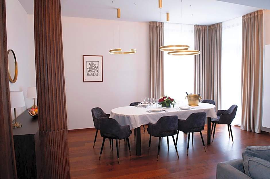 Botanique Suites AirBnB, Antwerp