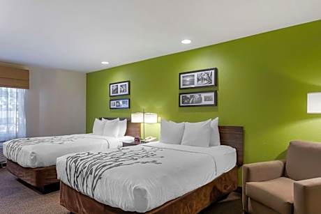 Queen Suite - Non-Smoking